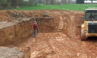 Выкопать котлован под фундамент в Орске - от 2623 руб. | 2Землекопа-Рск