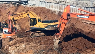 Разработка котлована экскаватором под фундамент в Орске — цена от 2623 руб. | 2Землекопа-Рск